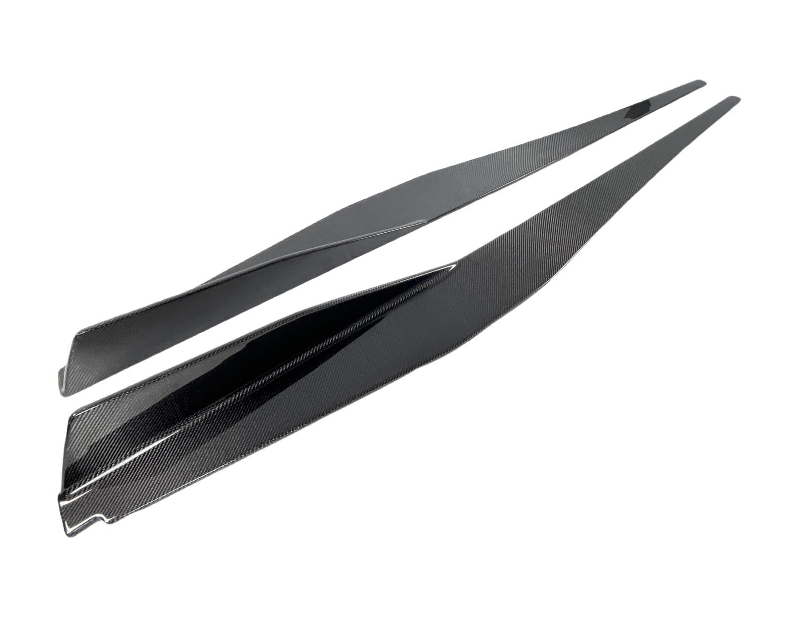Blackwing Carbon fiber side skirts
